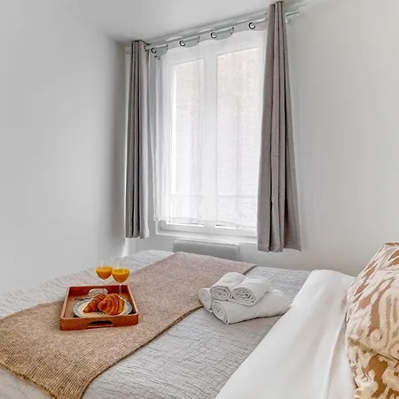 Bnbnova - 1br - Eiffel Tower & Champ De Mars Apartment Paris